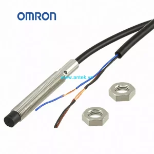 Cảm biến tiệm cận Omron E2B-S08LN04-WP-B1